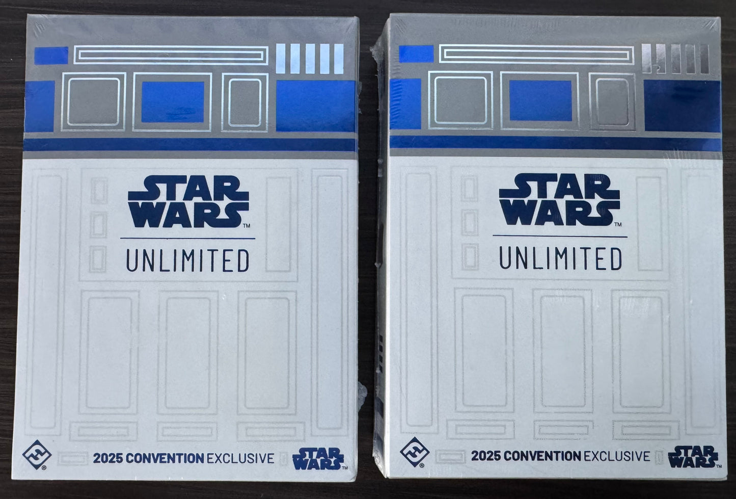
                  
                    STAR WARS UNLIMITED SDCC EXCLUSIVE DROID CARD R2-D2 PACK
                  
                